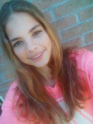 ♡16 jaar ♡ ZZC E4Ha ♡tekenen✏♡ dorpsblogger #jonginnop ♡ volleybal BeFair ♡ Longboarden ♡ Jeu d'op♡