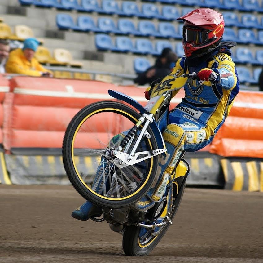 ACyfer's profile picture. Polish speedway rider ( Polonia Piła). ✊🏻💨