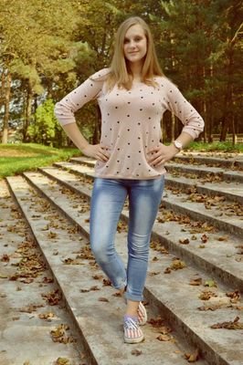Hi I'm Jūratė .. I'm living in Lithuania (Narnia) :) I'm a Directioner .. I love this band ! xx Follow Me and I Follow You back :) p.s I play handball :)