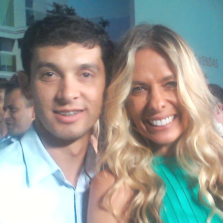 AndersonNscmnt's profile picture. Tenho o imóvel certo, exatamente como deseja, com total discrição. (21) 97016-8880 andersonconsultor@yahoo.com.br