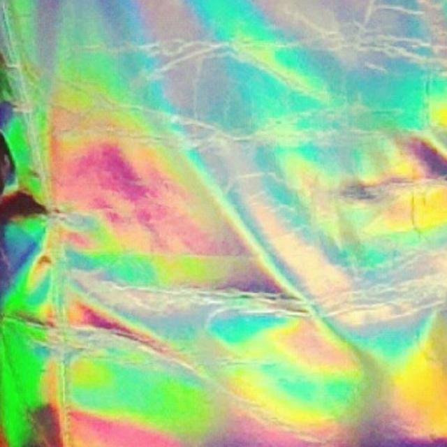 I blog about Korean indie rock/electronic/roots music. 한국 인디락음악 블로거입니당.