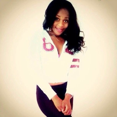 PR intern ,singer,model and the CEO of Armoire de ginette. https://t.co/fetY9UA7Mi