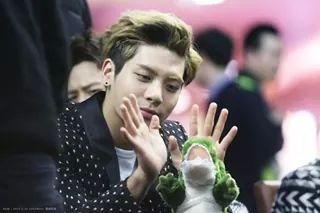 SHINee.
