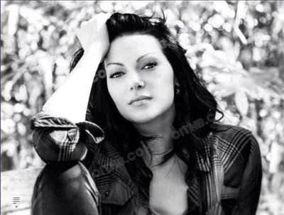 MegaPrepon's profile picture. My name is Alex and im in love with oitnb!
I fell in love with a drug smuggiling GOD! 
Dont judge a fan girl!
I always turn heads!
;) x