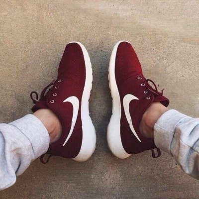 Zapatillas, Camisetas, Sudaderas, Chaquetas.. Los mejores precios y calidad online. Envios a toda españa GRATUITOS