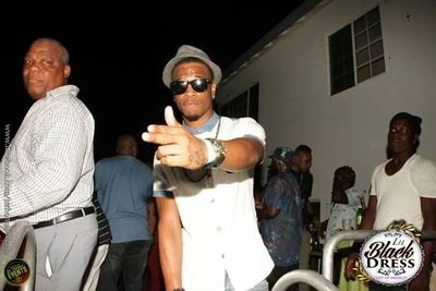 corborn's profile picture. loyal shits!