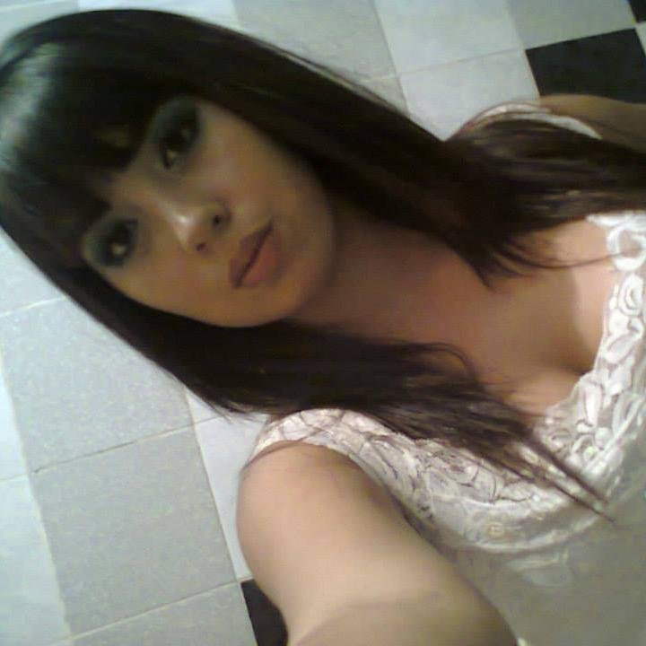 evelynibarrarmz's profile picture. -Qiero disfrutar & esque a mi edad soy como un buen Restaurant que nunca le faltan los clientes... (88