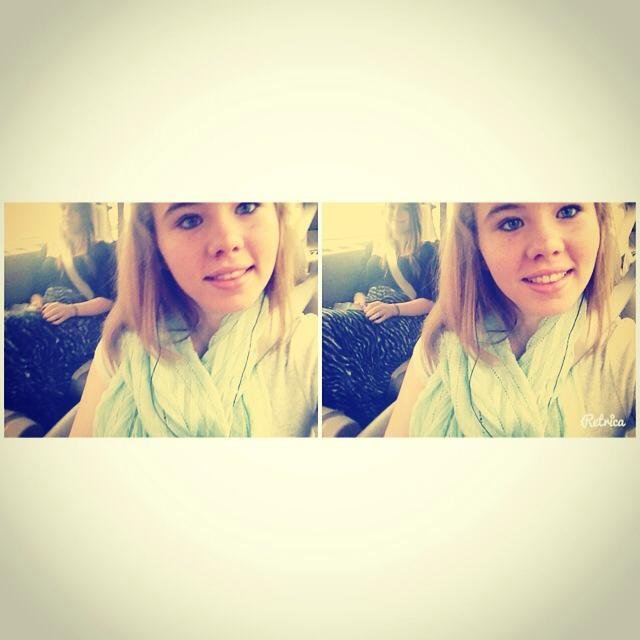 roses are red violets are not bule and i sure like taylor caniff more than i like you