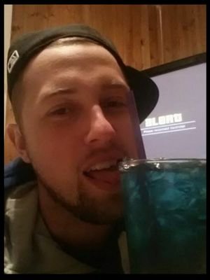 Phiziics's profile picture. Somewhere in the galaxy someone is reaching for your limits.