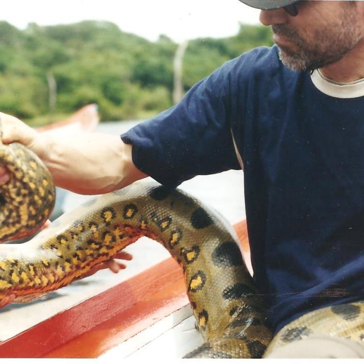 antonio_ruas's profile picture. Professor universitário ecossanitarista, milita no ecossocialismo, na luta com os excluídos, indígenas e quilombolas! Saudações.