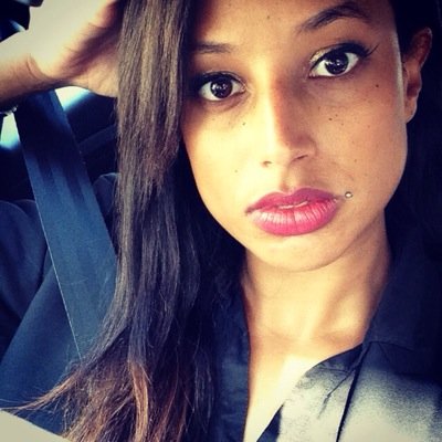 Mes tweets n'engagent que moi et mes colocataires cérébraux. With the right shoes 👠I can conquier the World.