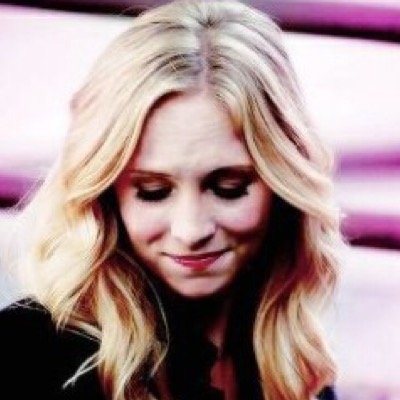 Like a ...water dragon? || Una chica nunca dice su edad|| Blondie «Hermana de Nicole»