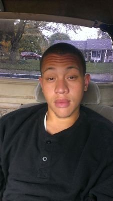 ima keep it real I don't give a fuck bout yo mentions or tweets lol ,I'm 18 but I'm on some fuck everybody type shit