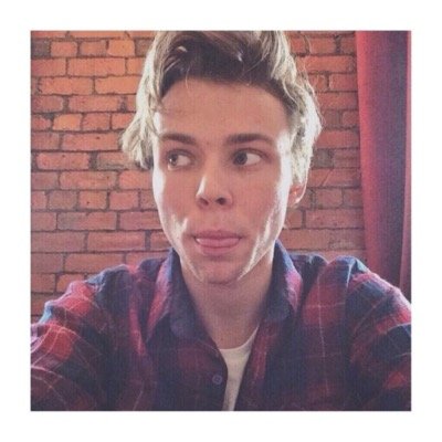 free follow from @ashtonidc