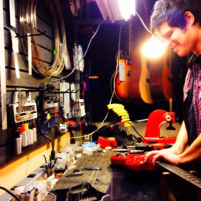 Career performing/recording bassist & pro stringed instrument luthier.