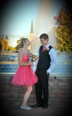 laurlaur_98's profile picture. 