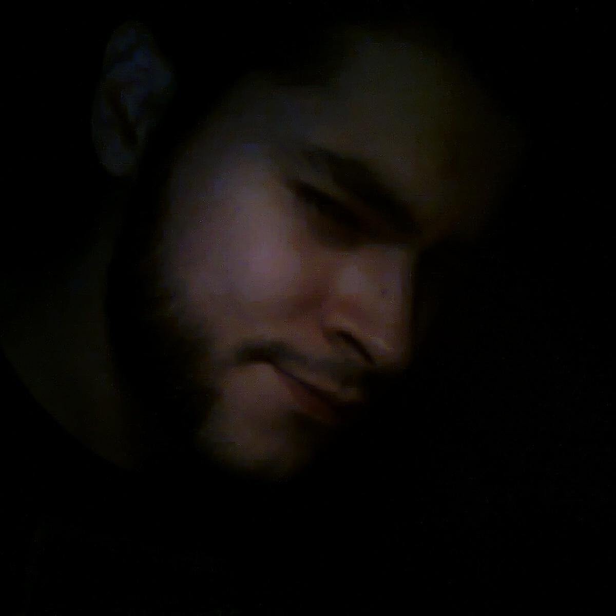 Musician. Bass&Drums&Guitar. Bootlegger. Writer. Cartoonist. Art lover. Kinda Fucking God. Beatles,Deep Purple, Led Zep, Misfits. WWE. Luck Is For Losers #BITW