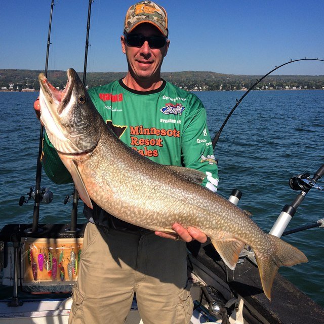 Selling Minnesota Resorts since 1980 And fishing all of Minnesota for our TV Show...MnResortSalesOutdoors.com