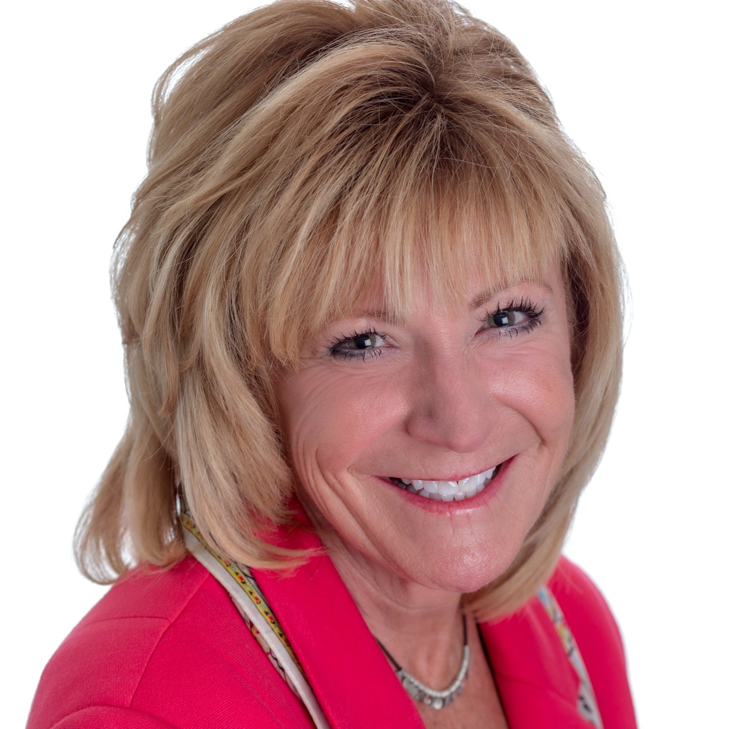 Professional certified coach, Onboarding specialist and published author. Sue works with Fortune 500 companies supporting leaders at all levels.