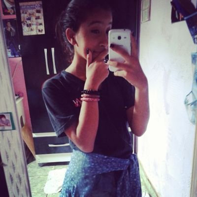 Isa M.A , ursinho & panda , Directioner ♡, BUG BOO HEHE , VAS HAPPENIN !?, Crazy Mofos, Sou feliz desse jeito sempre louca vivendo as emoções !! .... S.P
