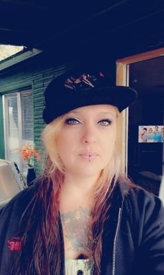 WidderMafia's profile picture. married to a clamper, mom of 3, grandma, and all around love my friends and family.