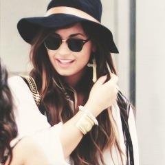 demetria keeps me going with her songs ik you don't care but ok