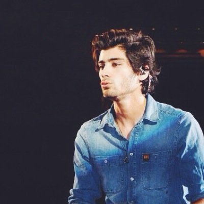 wowashtonplease's profile picture. 