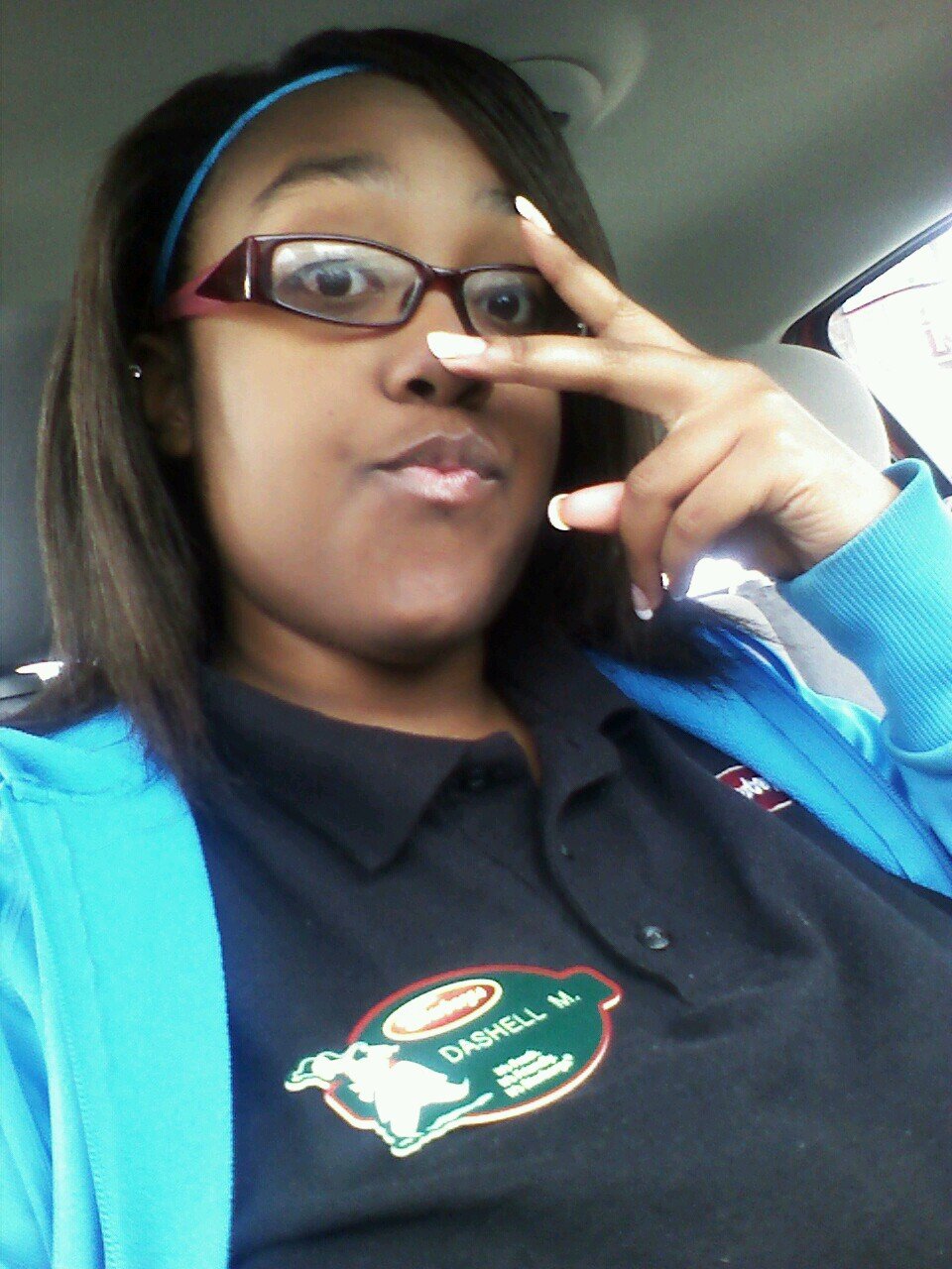 love singin .. playin sports just simply follow me adt dashellmoton