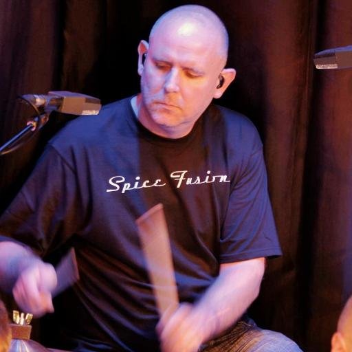 ElliottHenshaw's profile picture. Pro drummer, lover of fine food and drink and lesser half of Mrs Lara Henshaw