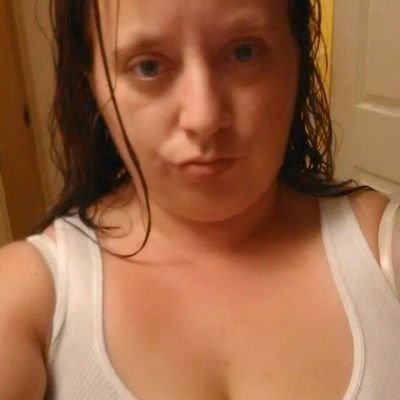 1f020a6a3f954b5's profile picture. hey