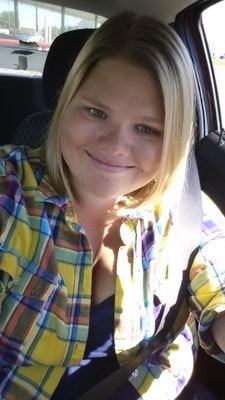 A_man_duhh3592's profile picture. Just a simple country girl,in school and out of money.