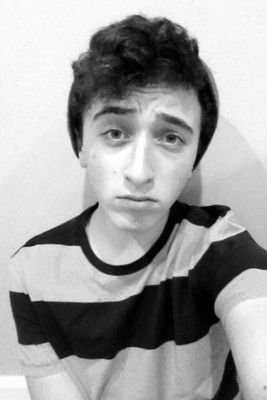 Manager for the new upcoming artist @SamPomerantz check him out and join his journey to the top!