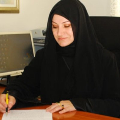 روائية كويتية  /مديرة مشروع البيت السعيد / ومدرب معتمد في البورد العربي/ استشارية اسرية