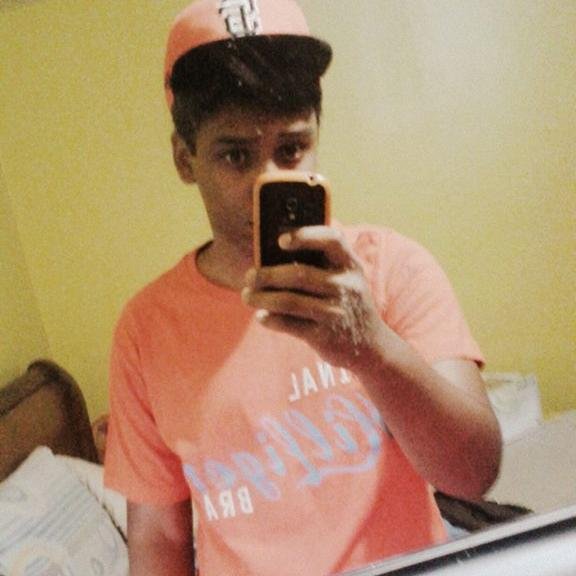 JsxDD14's profile picture. 16.