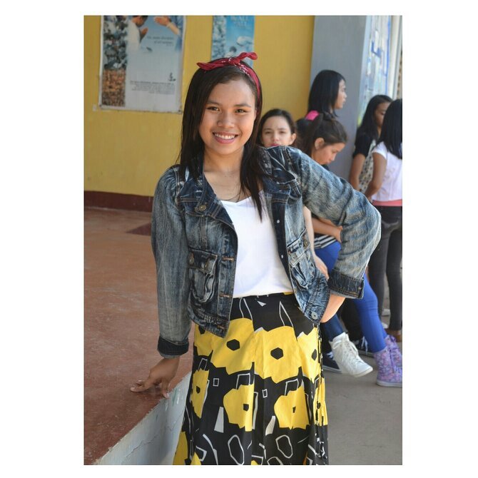 rhyx_mee's profile picture. a paulinian | 15 | talented | play guitar | happy person | focus on studies | SINGLE | want to be a star or famous |