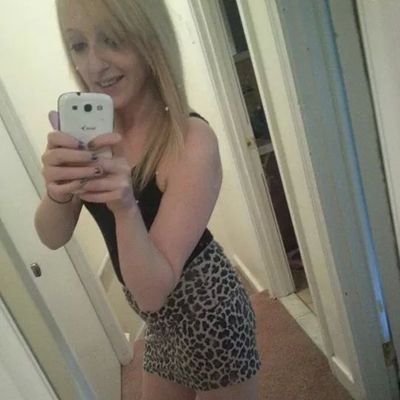 michell04089904's profile picture. Michelle Lee.