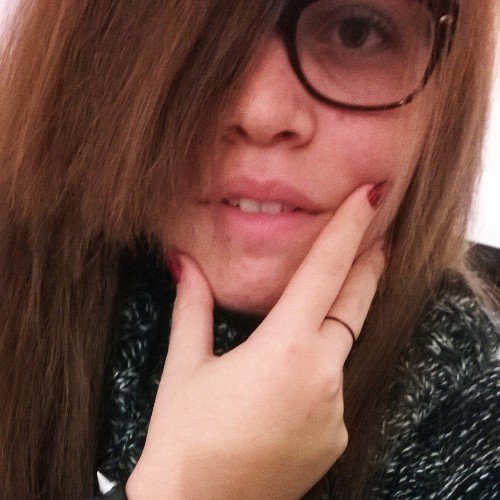 50% #Geek , 40% #Otaku et puis 10% d'une vie normale,J'adore le métal !!! . ID PS3: LollyAngel