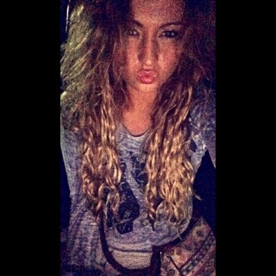 SHARRRRRIIINNN's profile picture. You're trippin