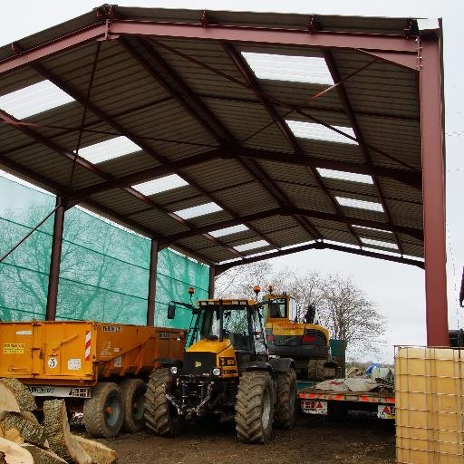 EURO STRUCTURE est une société spécialisée dans la fabrication de charpente métallique.