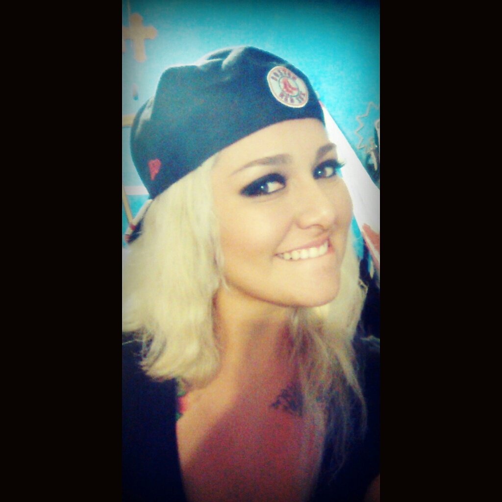 YormeriSosa's profile picture. LezBehonest! Not too butchy, not too prissy...                                                              IG: Yormeri2930