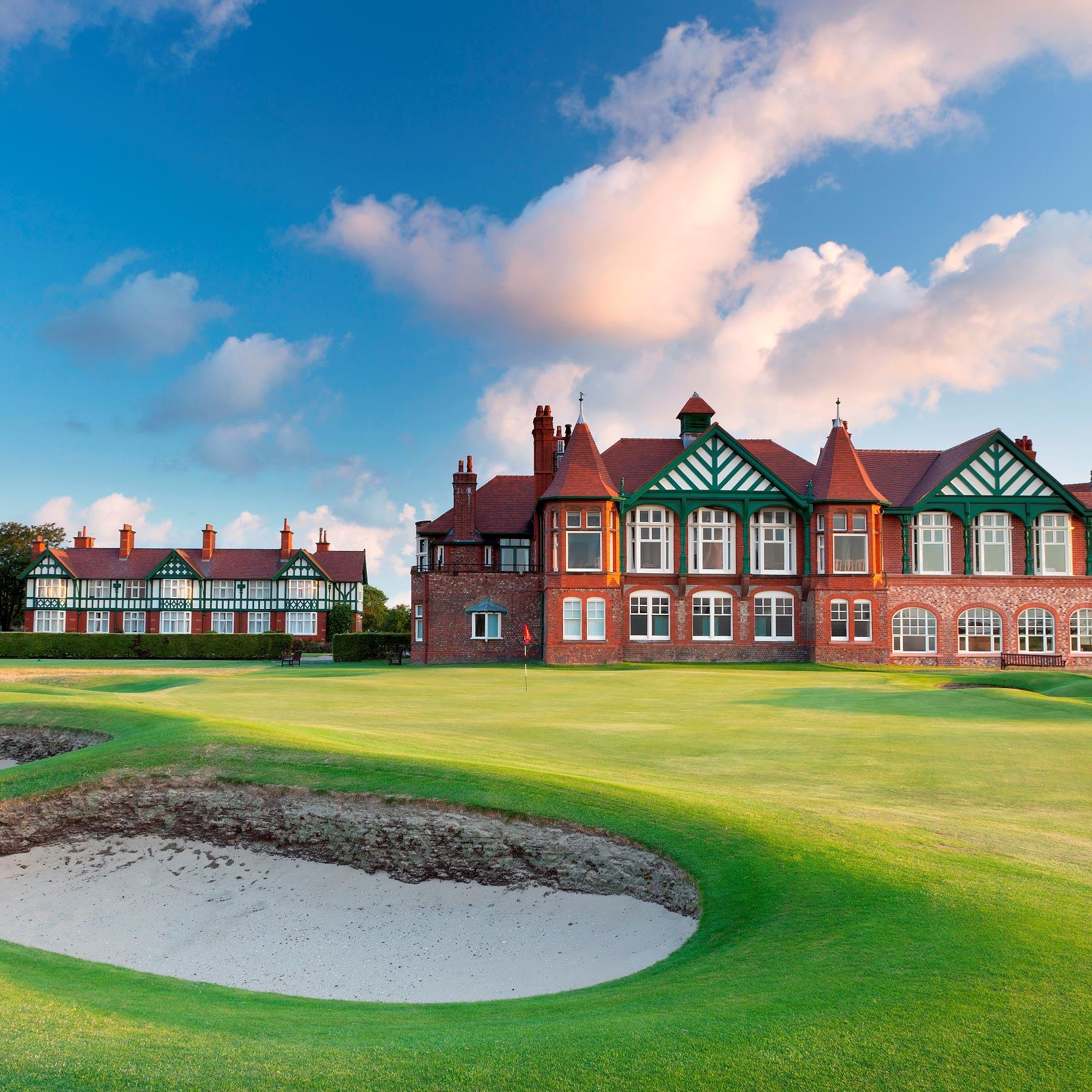 Host of 11 Open Championships, venue for the 2019 Rolex Senior Open. Stockists of Callaway, Peter Millar, Galvin Green & many more. 01253 720094 for enquiries.