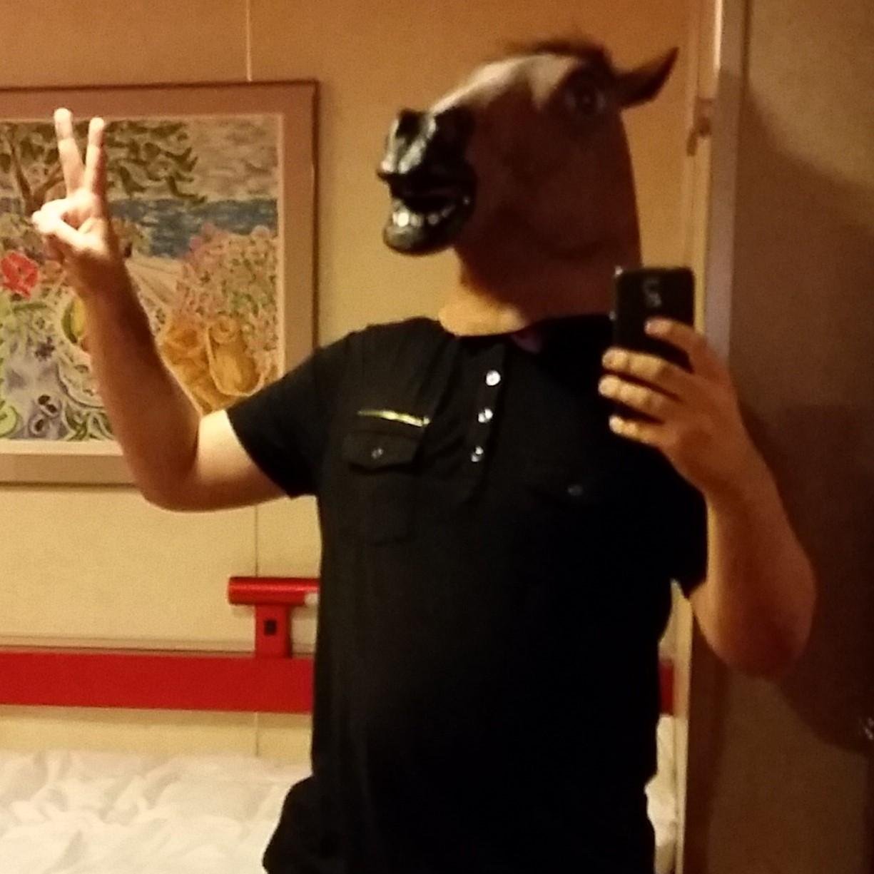 Hey!
Im a person who makes videos and stuffs.
Business stuff?
ramsleepyt@gmail.com