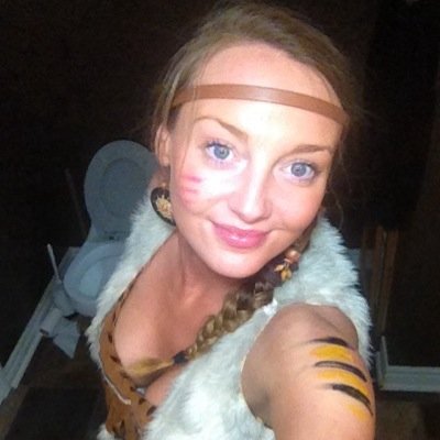 From Nl, Canada love Muziek, Traveling, Fitness, Dancing, Biking, Swimming, History astrology and Space.