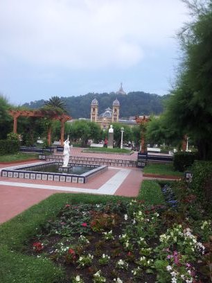 monik_monik2's profile picture. 