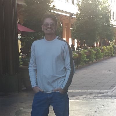 jr_micpaw's profile picture. 