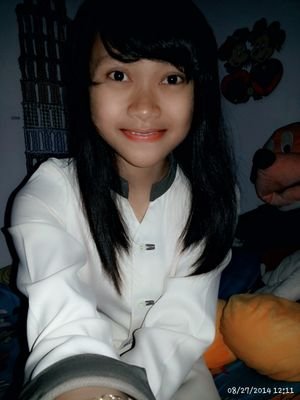 Afrinz_'s profile picture. Mau difollback?? mention aja...