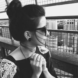 relateiversos's profile picture. Palavras ao Mar.
Dona: @ventosaomar .