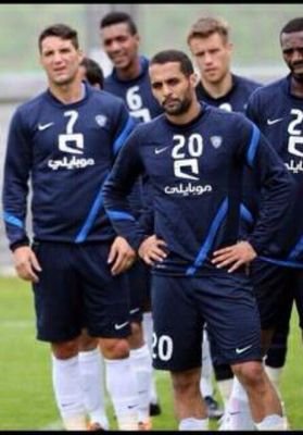 dhkkmie3's profile picture. انا هلال وافتخر وانا الريال مدريد وافتخر