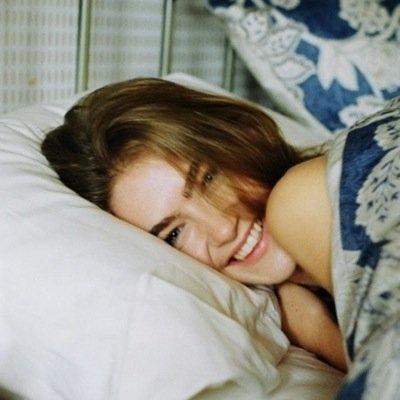 clinomaniac_'s profile picture. excessive desire to stay in bed