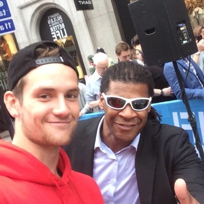 TT6thomas's profile picture. back on twitter.....